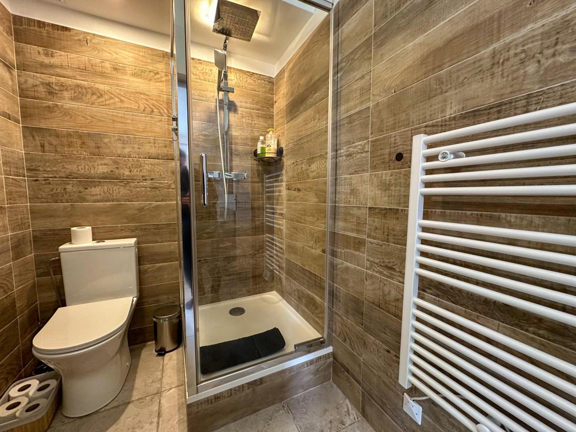 Cosy Madrid, Appartement Proche De La Mer Cannes Exterior photo